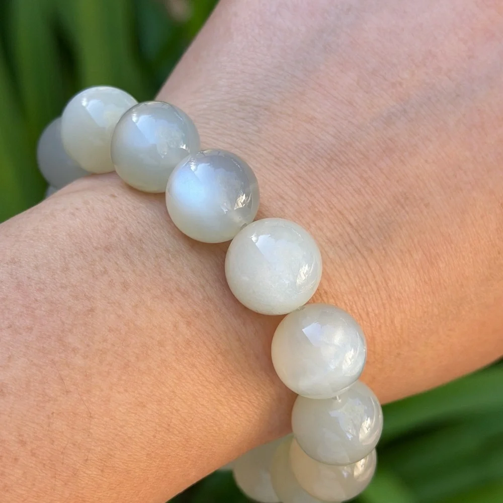 14.5mm‎ stretchable high quality flashy silver moonstone bracelet 0610